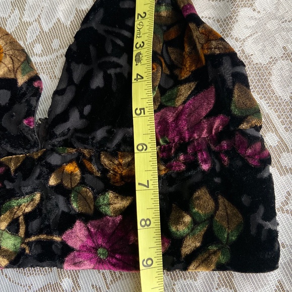 Crop top - Picture 4 of 9